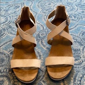 Lucky Brand wedges